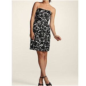 DAVID’S BRIDAL Strapless Black & White Floral Cocktail Dress‎